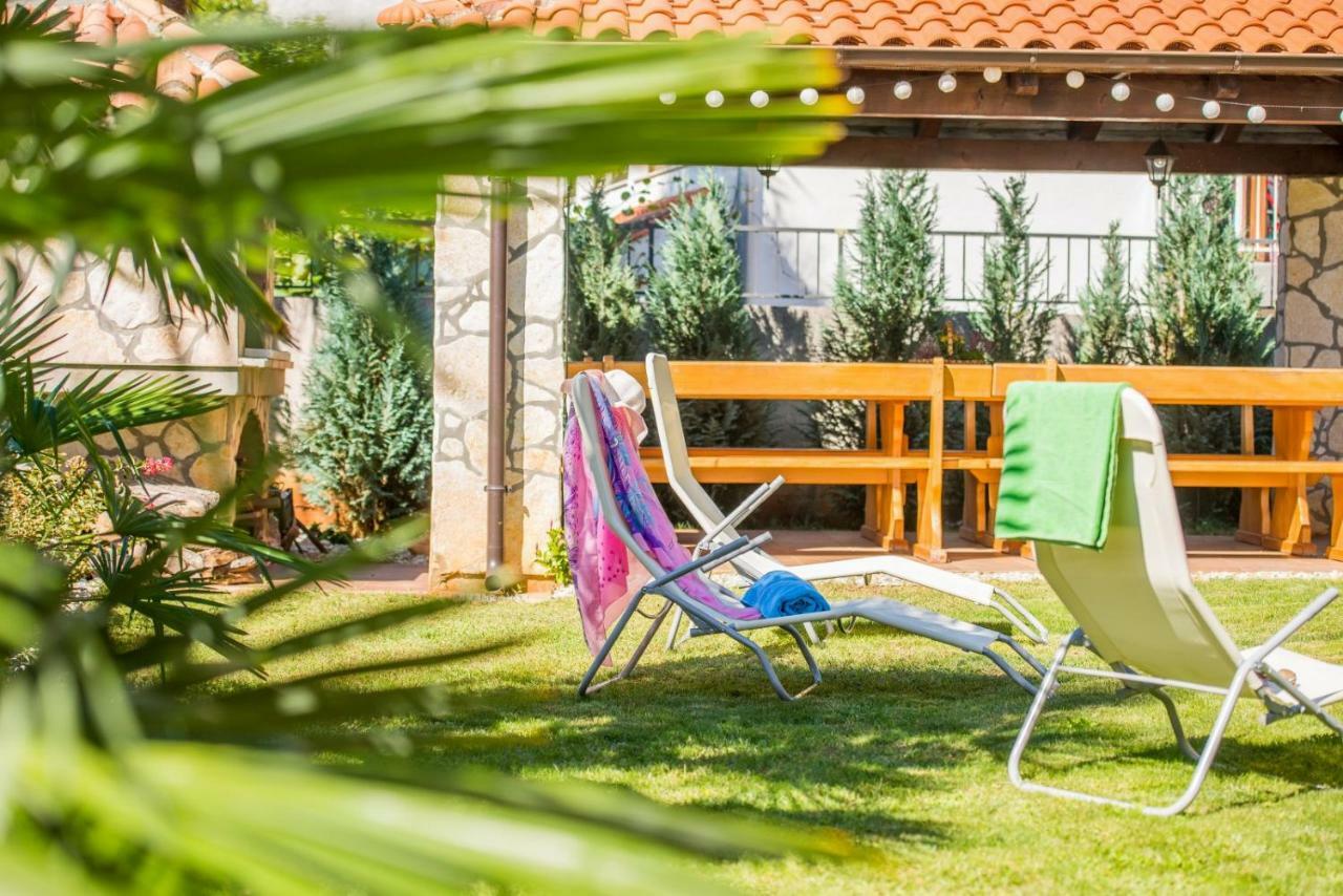 Villa Ada Malinska Ngoại thất bức ảnh